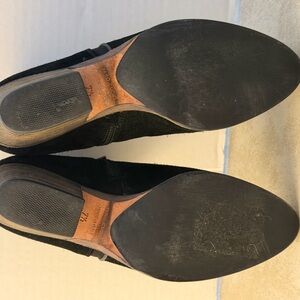 Aquatalia Black women’s ankle boots